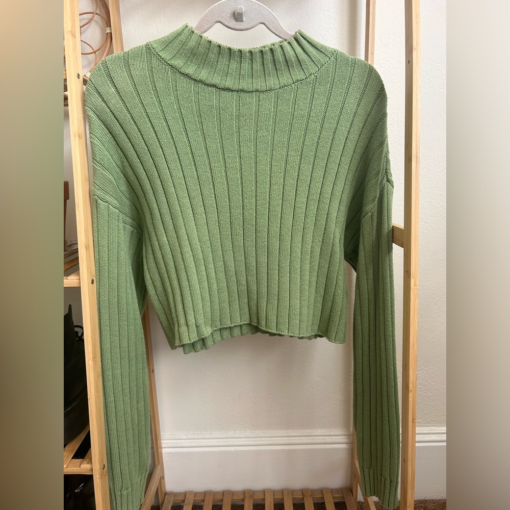 Pacsun green cropped sweater
